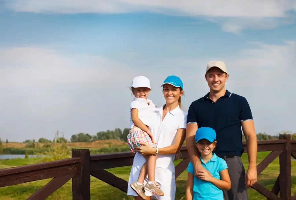 Family of 4 ready to Golf